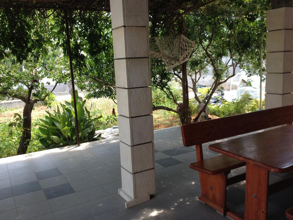 Apartments Cebalo - Ekonomija Корчула Экстерьер фото