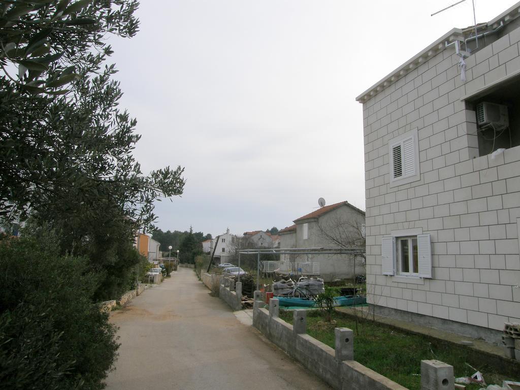 Apartments Cebalo - Ekonomija Корчула Экстерьер фото